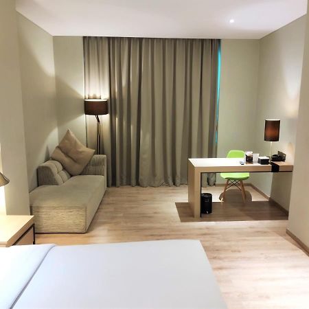 Aone Hotel Jakarta Extérieur photo