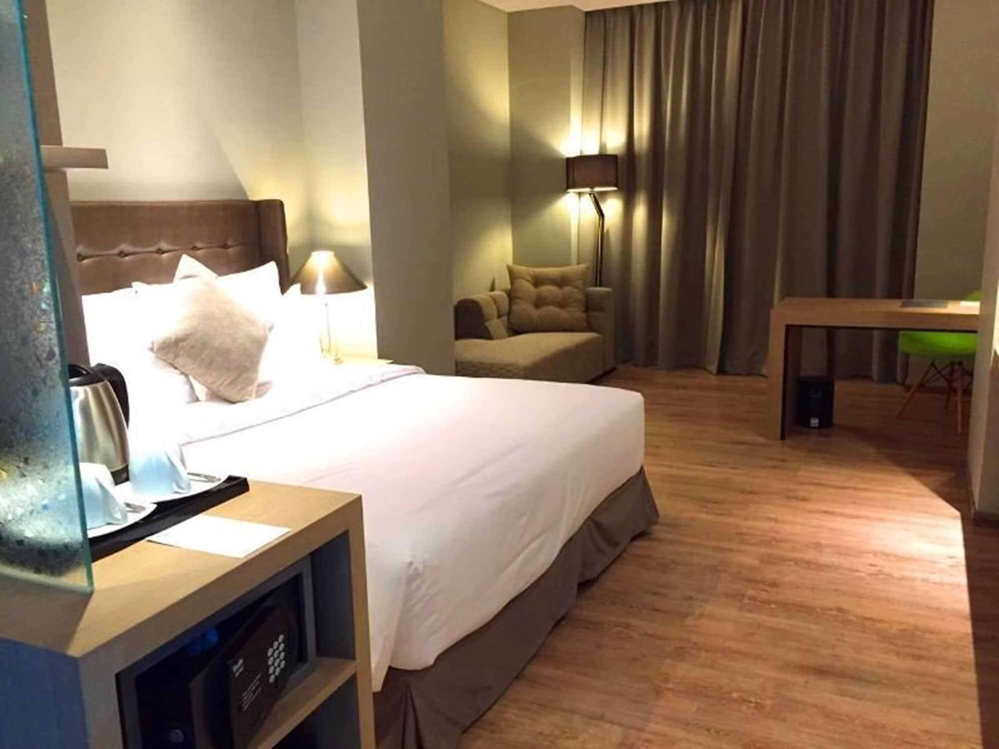 Aone Hotel Jakarta Extérieur photo