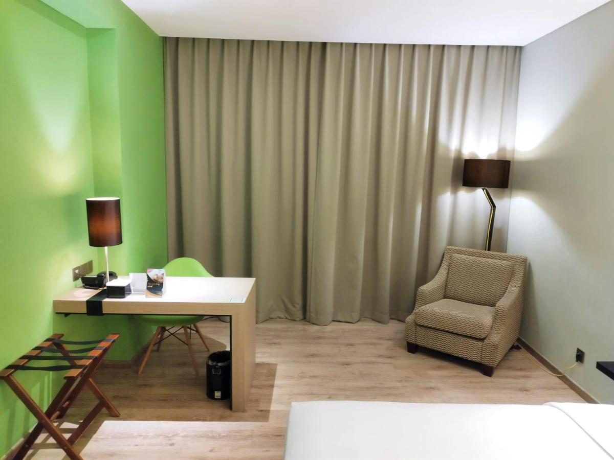 Aone Hotel Jakarta Extérieur photo