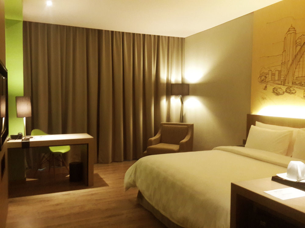 Aone Hotel Jakarta Extérieur photo